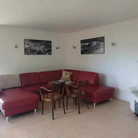 Apartmany Vila Jestrabi V Krkonosich * Jestrabi V Krkonosich